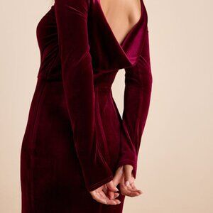 Lulus Duarte Burgundy Velvet Cowl Back Long Sleeve Maxi Dress Red - Size L